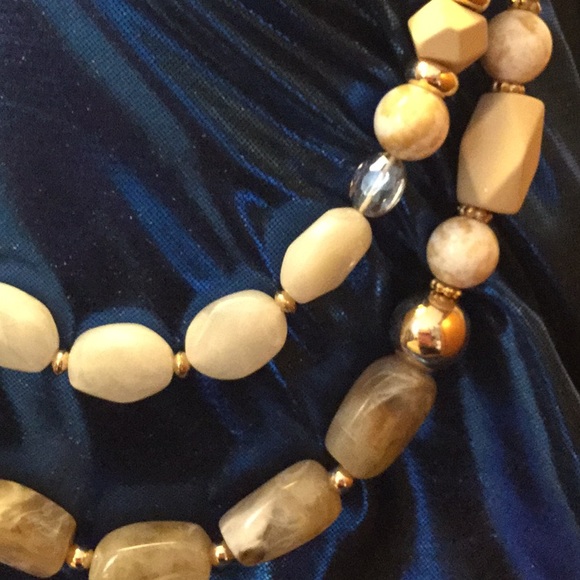 Semi Precious Beaded Necklace and Earrings Set NWT - Picture 2 of 4